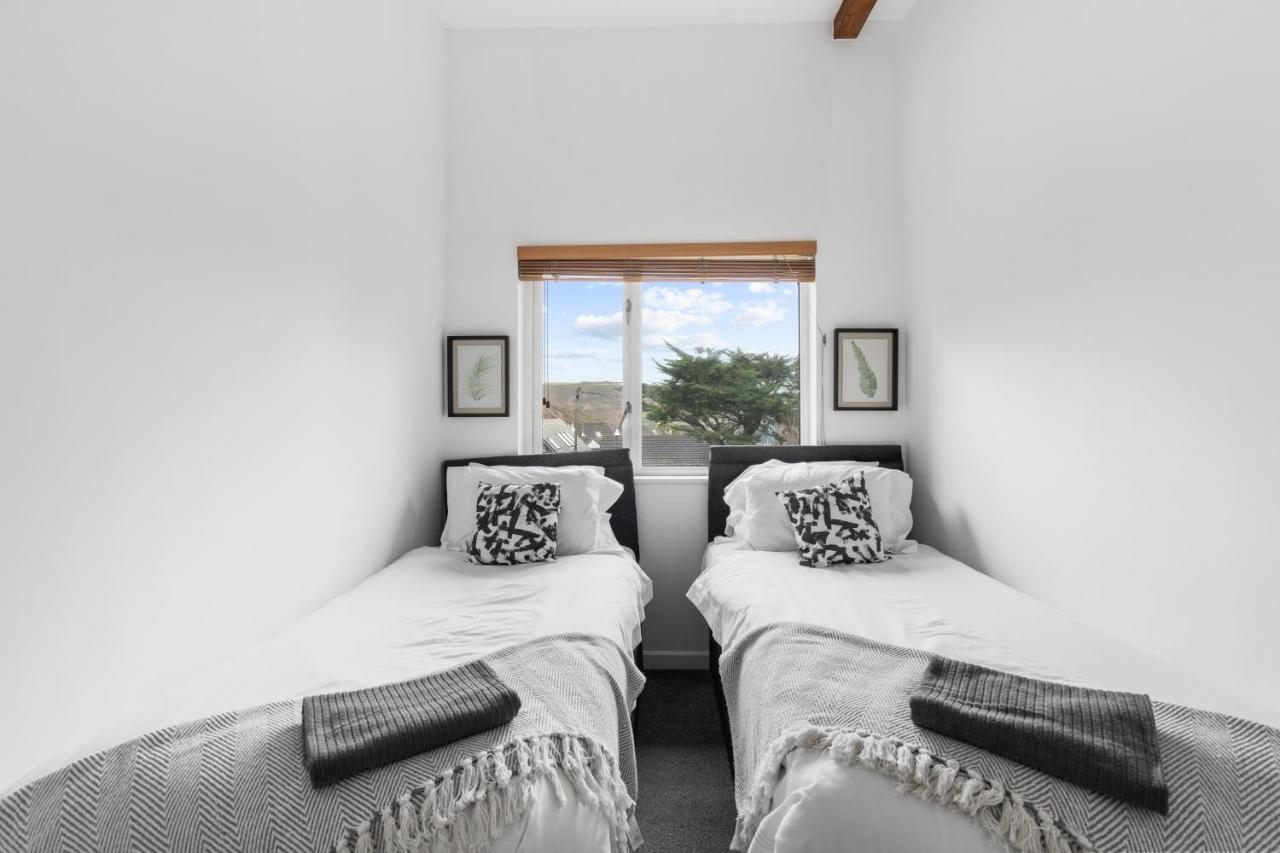 Coppercroft Cottage - Stunning Coastal Home, Walk To Beach, Sleeps 4 Porthtowan المظهر الخارجي الصورة