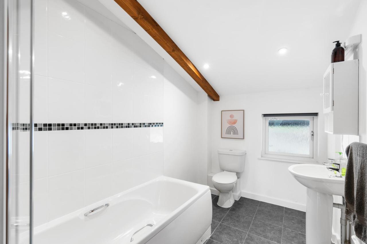 Coppercroft Cottage - Stunning Coastal Home, Walk To Beach, Sleeps 4 Porthtowan المظهر الخارجي الصورة
